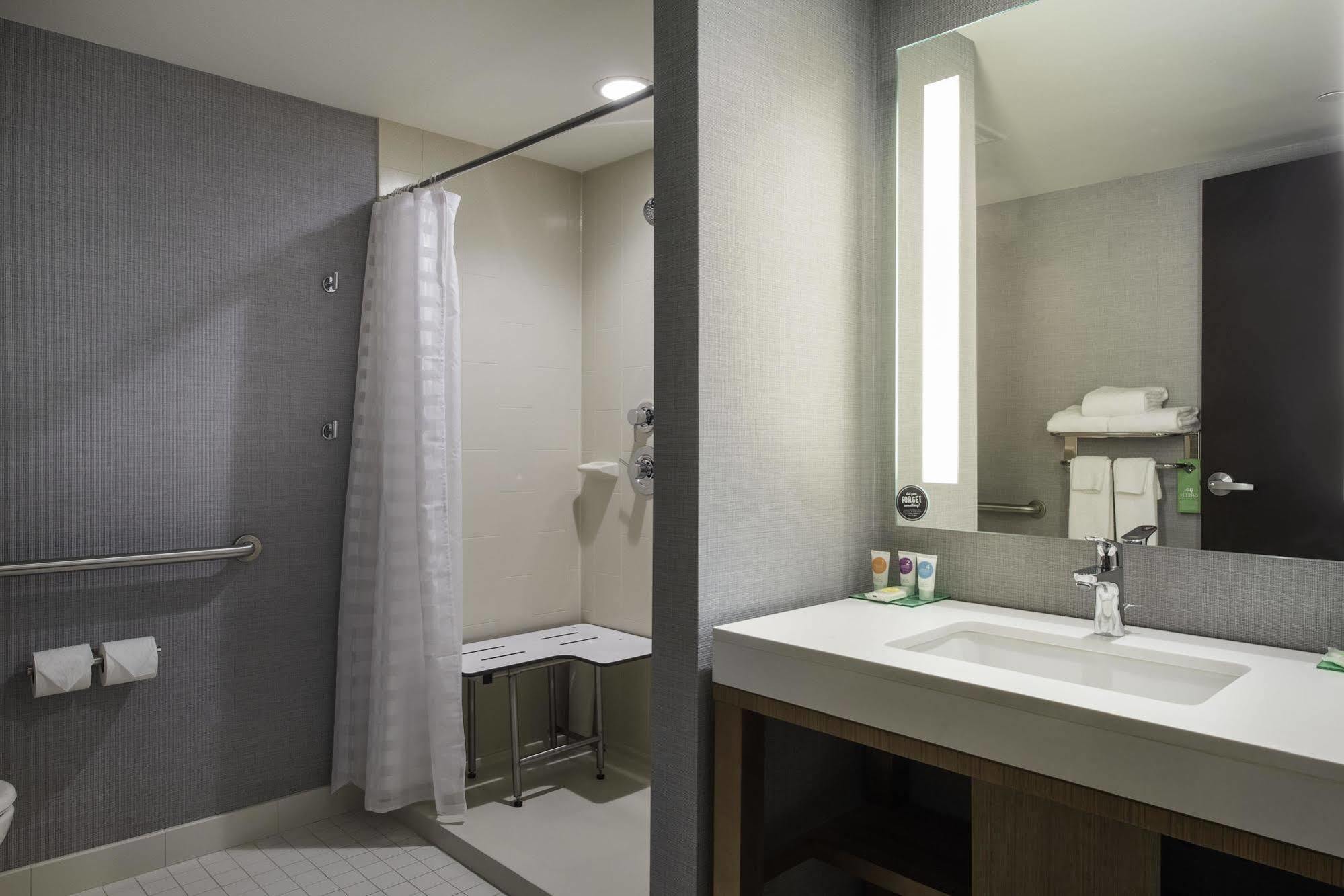 Hyatt Place Cleveland/Westlake/Crocker Park Экстерьер фото